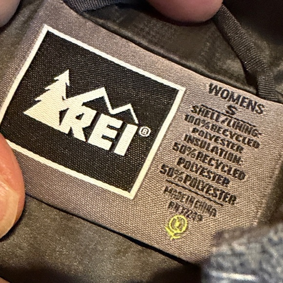 REI Women's Dark Grey Packable Puffer Jacket - Picture 2 of 13